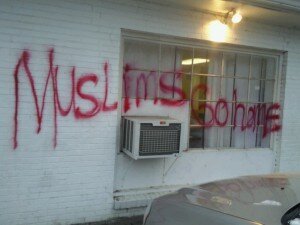 muslims-go-home-al-farooq-vandalism2-300x225