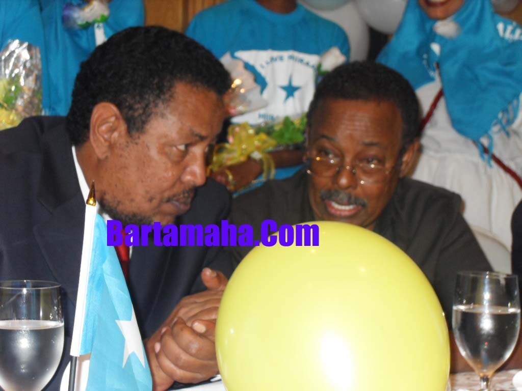 Madaxweyne Gaab iyo Ex-Madaxweynihii hore Cali Mahi Maxamed